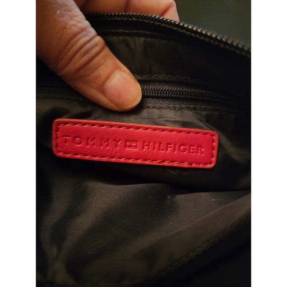 Tommy Hilfiger Women Black Logo Printed Large Wristlet Wallet Clutch Bag - Picture 4 of 8